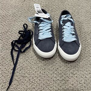 NWT ladies size 8.5 Superga 2750 Cordw